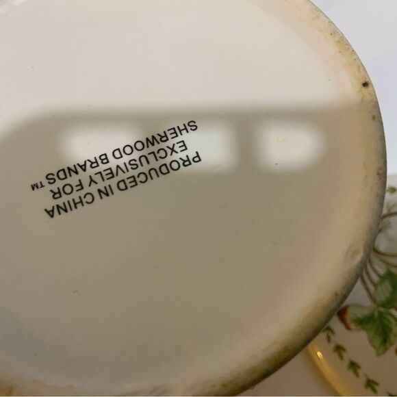 2 Sherwood Brands Tea Mug And Lid Strawberry with Strainer G12 - Picture 7 of 7